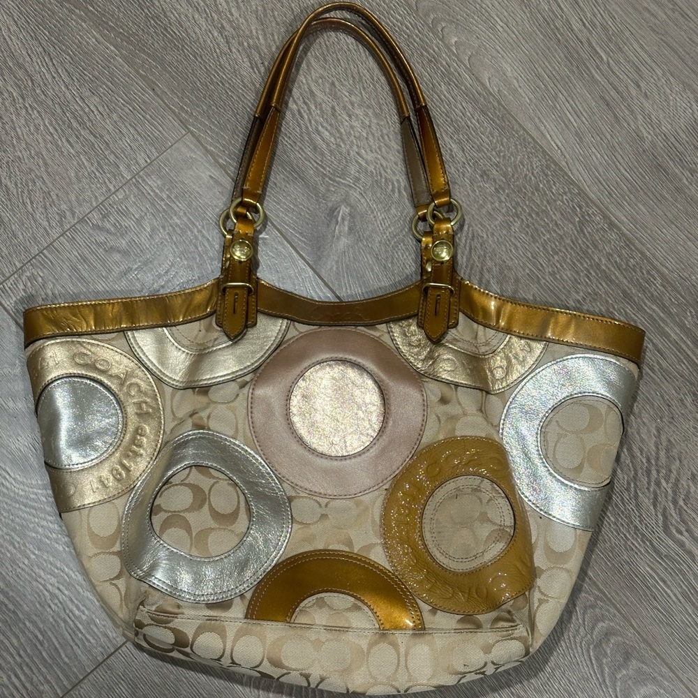 Coach Carly Patchwork Shoulder Bag Vintage Signature C Purse